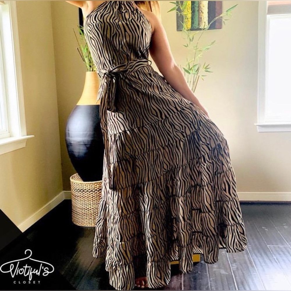 Style Maxy Dress - Picture 2 of 2